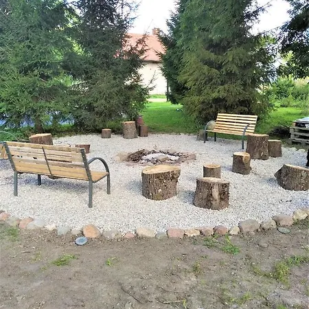 Homestay szállás Stara Szkolas7 Noclegi,mzajezierze 8 14-330 Mazury Małdyty