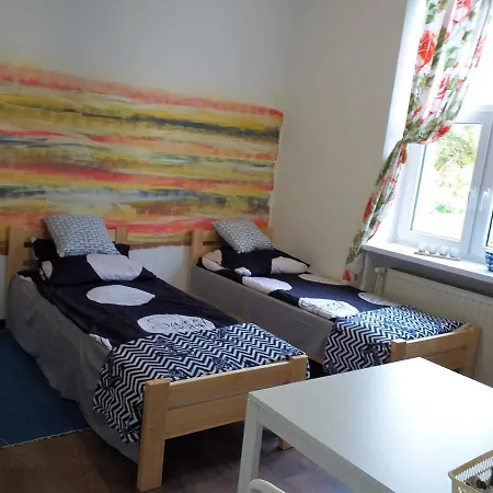 Homestay szállás Stara Szkolas7 Noclegi,mzajezierze 8 14-330 Mazury *