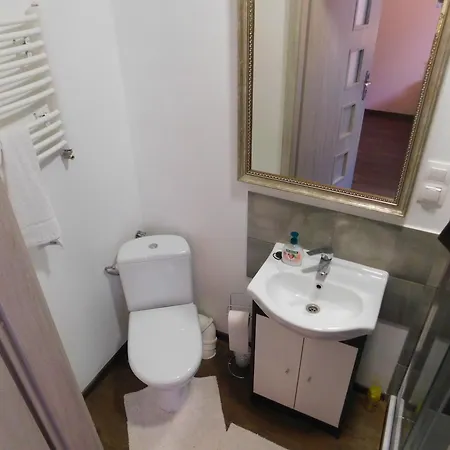 Homestay szállás Stara Szkolas7 Noclegi,mzajezierze 8 14-330 Mazury Małdyty