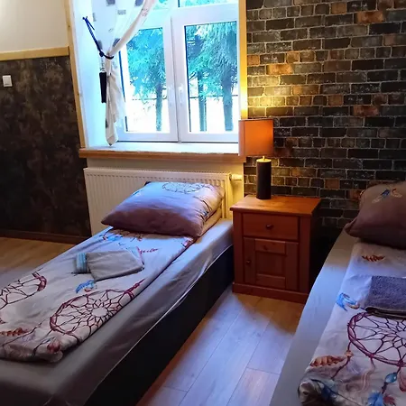 Stara Szkola S7 Mazury, Zajezierze 8 14-330 Homestay *