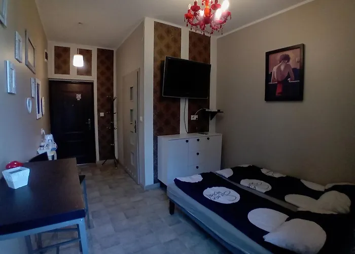 Stara Szkola S7 Mazury, Zajezierze 8 14-330 Małdyty